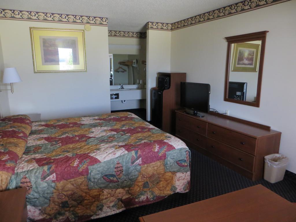 Clairmont Inn Jasper Esterno foto