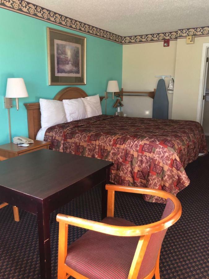 Clairmont Inn Jasper Esterno foto